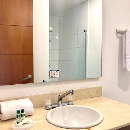 Apartahotel Cozy 2br With Ocean View In